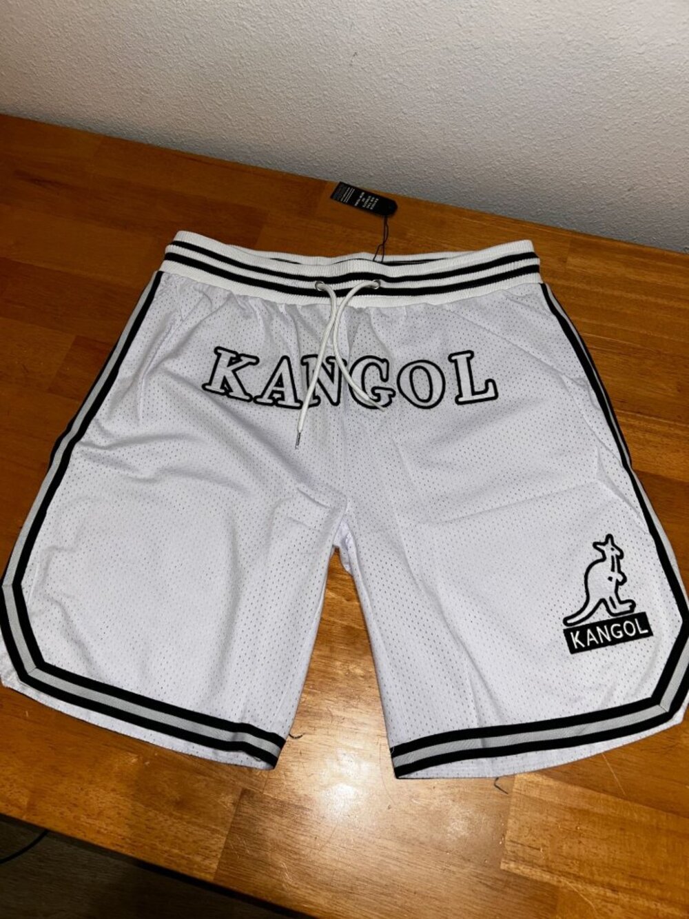 NEW Kangol Men's XL Game Day Embroidered Logo Mesh Basketball Shorts